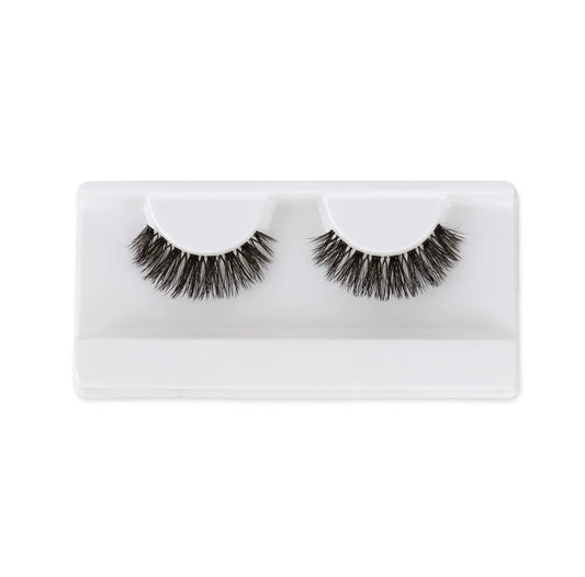 Common-Lash-Terms-Every-Lash-Lover-Should-Know Aera Lashes eyelash studio near me. lashify eyelashes. eyelash salons near me. semi permanent eyelash extensions