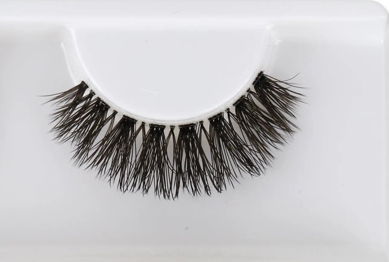 Flatliner Aera Lashes luxury false lashes. at home lash extensions. 10 day lash glue. best at home lash extensions. best strip lashes. affordable lash extensions. lash extensions near me. best false lashes for beginners. pro lash. flutter habit reviews. winkclique glue.