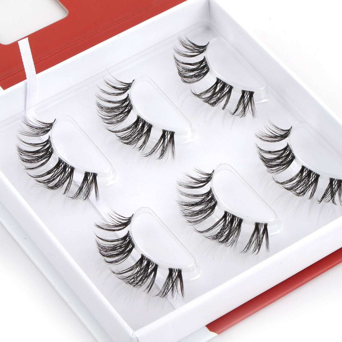 DIY At Home Eyelash Extensions. These Lash Clusters are light weight lash extensions and have wispy lash clusters. This is the best at home lash extension lash for those lokking for long last DIY Lash Extensions.