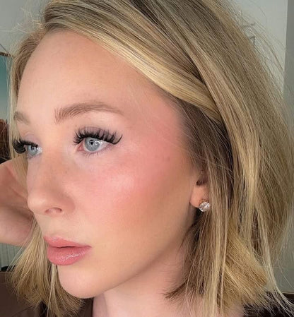 soft glam lash clusters at home lash extensions