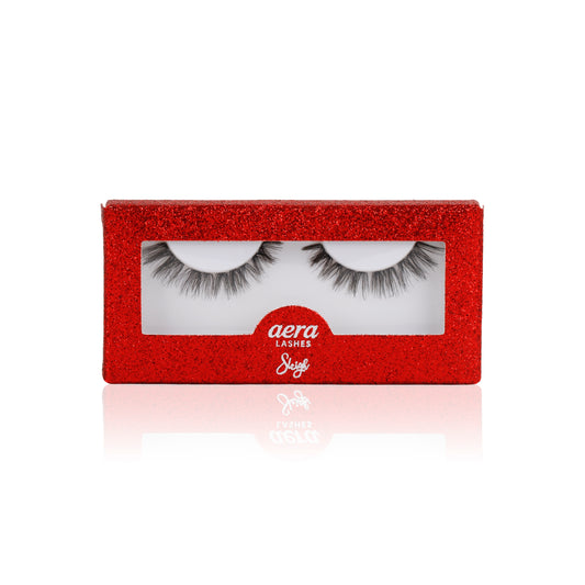 DIY lash clusters 10 day lash extensions Aera lashes