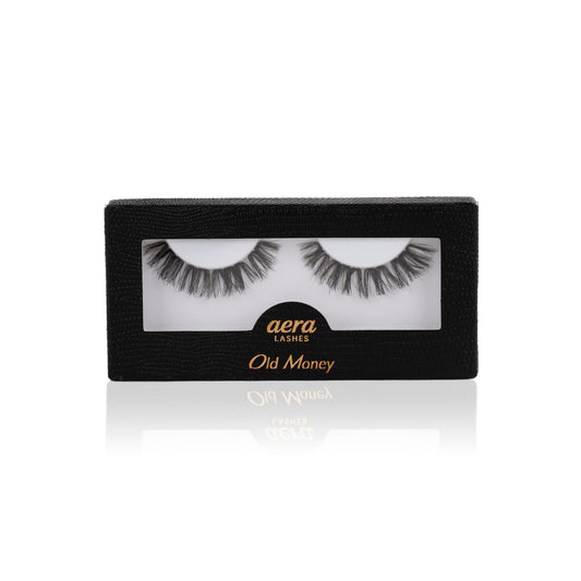 DIY lash clusters 10 day lash extensions Aera lashes