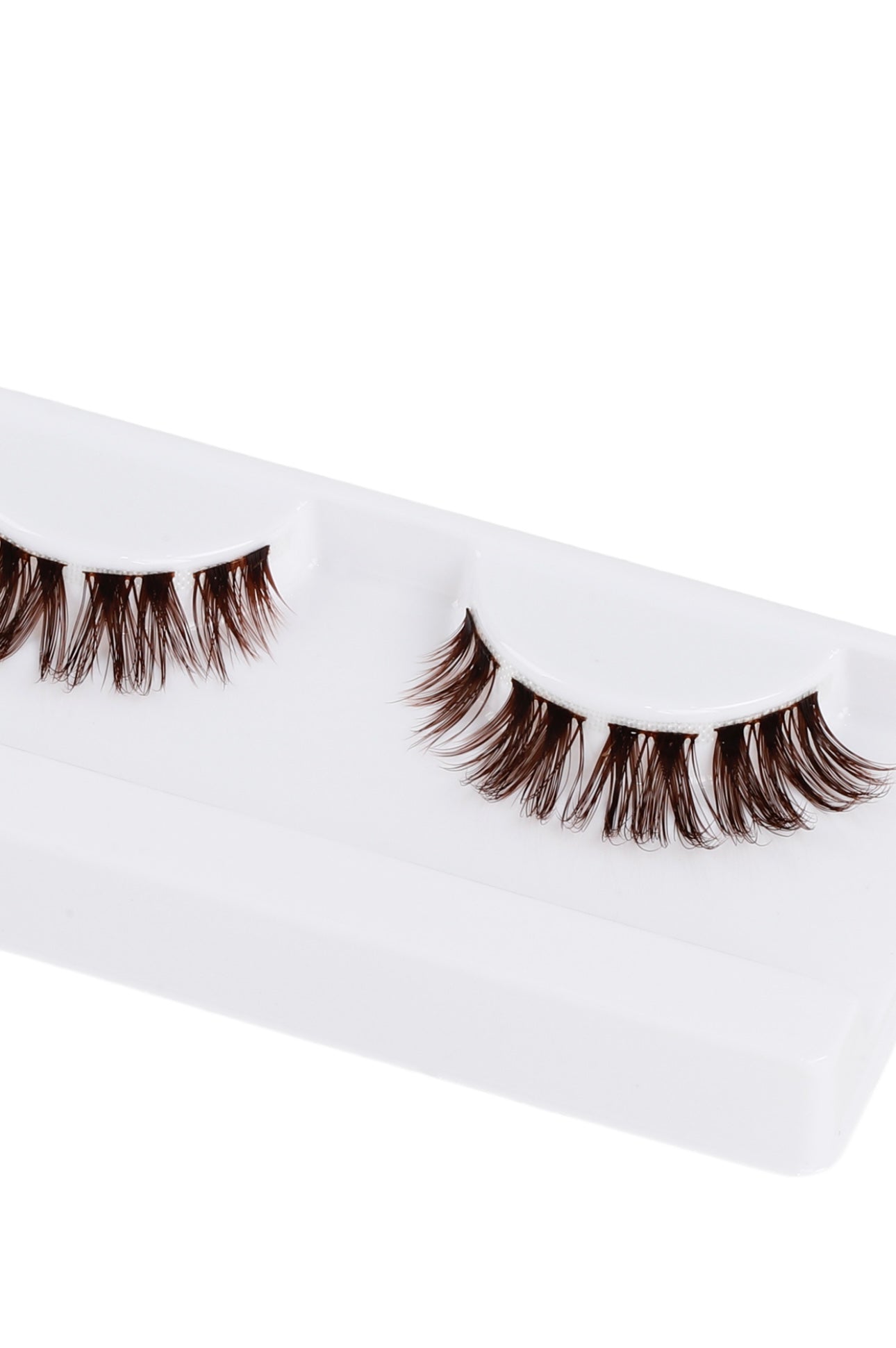 natural brunette lash clusters everyday lash extensions